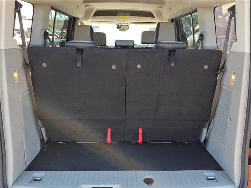 2020 Ford Transit Connect Titanium w/Rear Liftgate