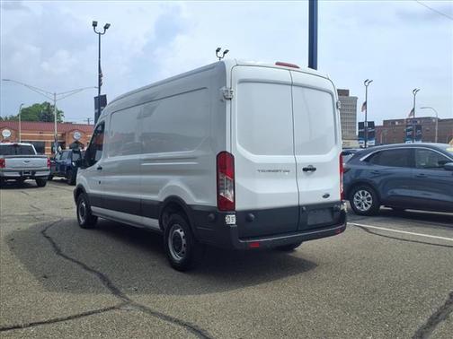 2017 Ford Transit-250 Base