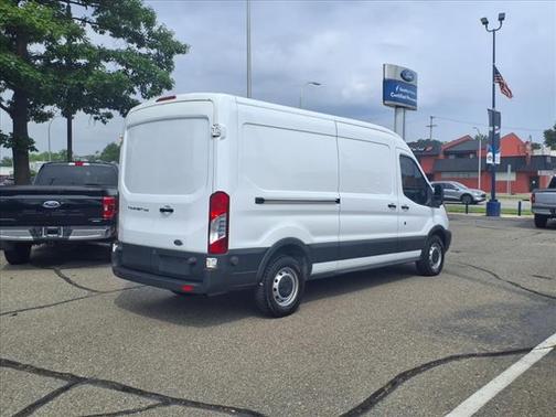 2017 Ford Transit-250 Base