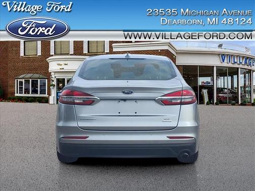 2020 Ford Fusion SE
