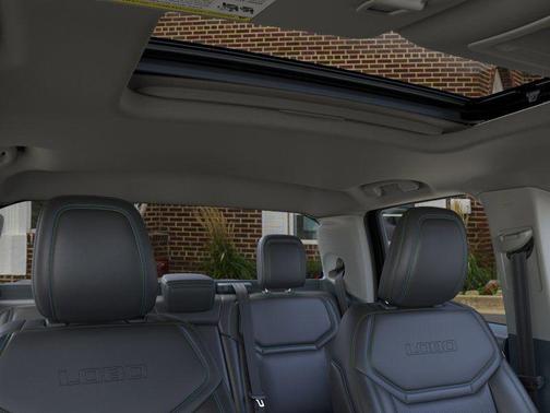Shadow Black 2026 Ford Maverick Lobo Standard