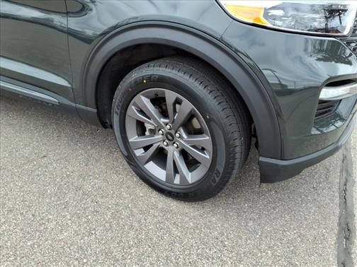 Forged Green Metallic 2023 Ford Explorer XLT