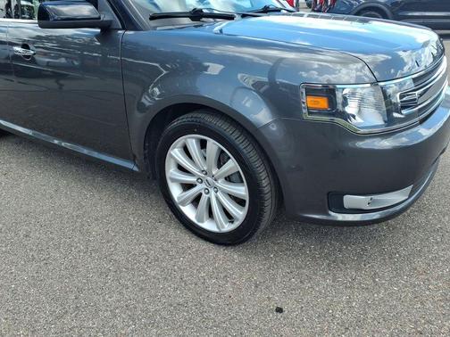 Magnetic Metallic 2019 Ford Flex SEL