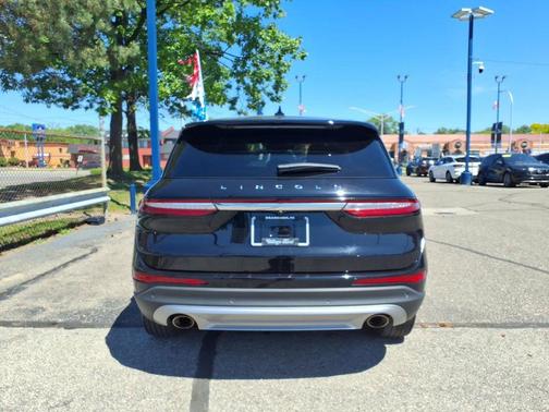 Infinite Black Metallic Clearcoat 2024 Lincoln Corsair Premiere