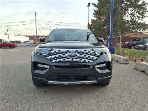 2023 Ford Explorer Platinum