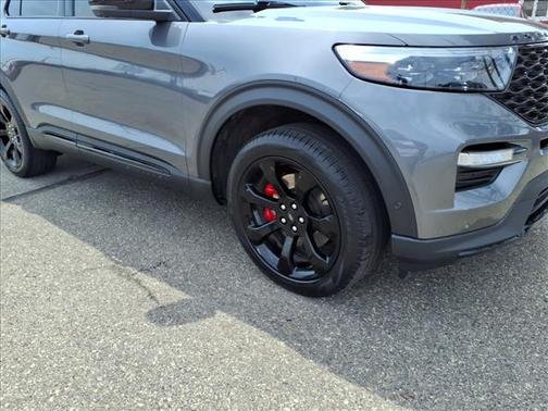 Carbonized Gray Metallic 2022 Ford Explorer ST