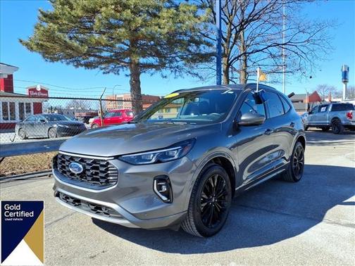2023 Ford Escape ST-Line Elite