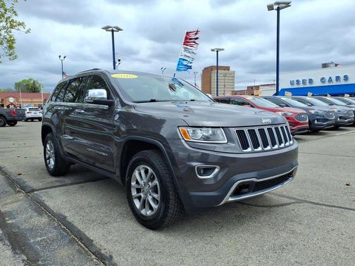 Granite Crystal Metallic Clearcoat 2016 Jeep Grand Cherokee Limited