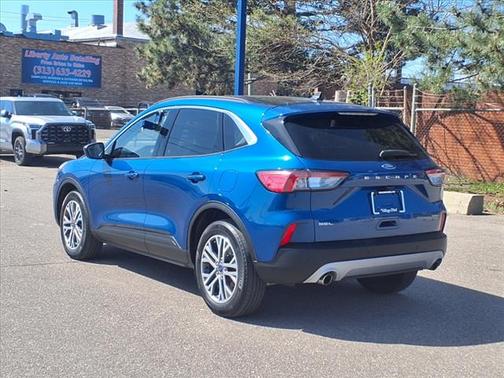 2022 Ford Escape SEL