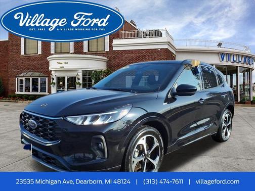 Agate Black Metallic 2024 Ford Escape ST-Line Select