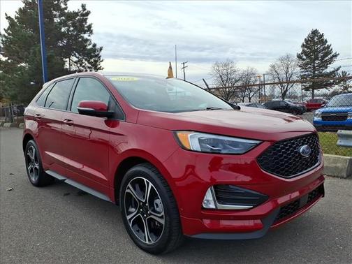 2022 Ford Edge ST