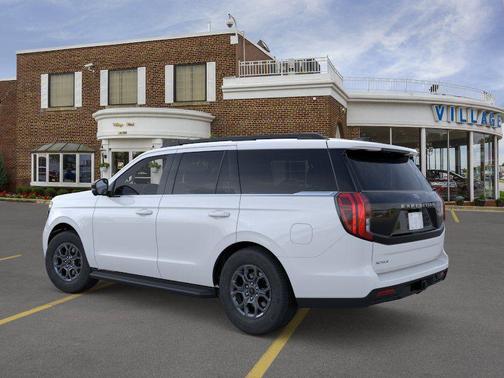 Oxford White 2026 Ford Expedition Active