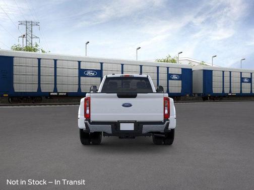 2026 Ford F-350 XLT