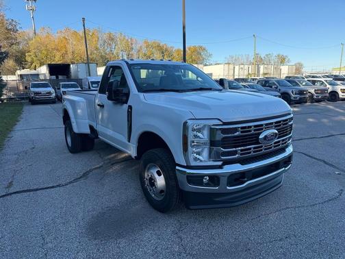 2026 Ford F-350 XLT