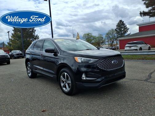 Agate Black Metallic 2024 Ford Edge SEL
