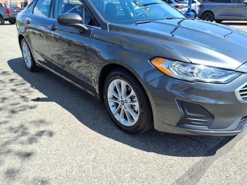 Magnetic Metallic 2020 Ford Fusion SE