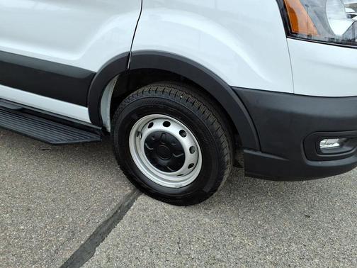 Oxford White 2025 Ford Transit-150 Base