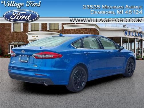 2020 Ford Fusion SE