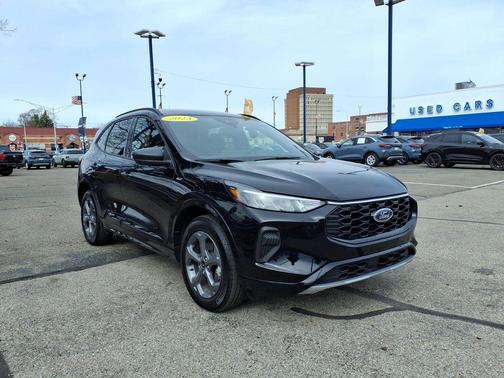 Agate Black Metallic 2024 Ford Escape ST-Line