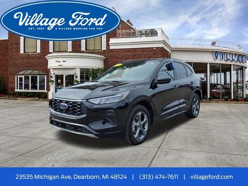 Agate Black Metallic 2024 Ford Escape ST-Line