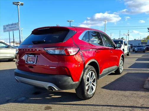 2022 Ford Escape SEL