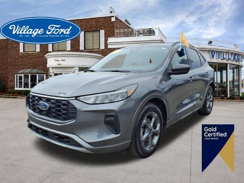 Carbonized Gray Metallic 2024 Ford Escape ST-Line