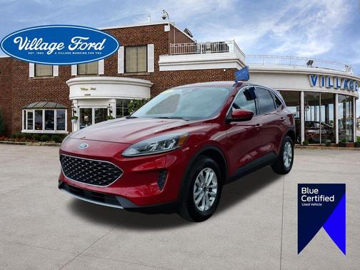 Rapid Red Metallic Tinted Clearcoat 2020 Ford Escape SE