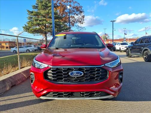 2023 Ford Escape ST-Line Select