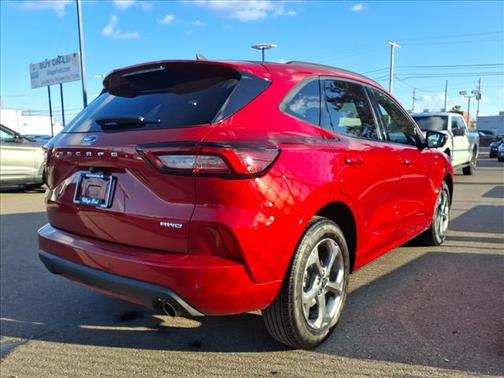 2023 Ford Escape ST-Line Select