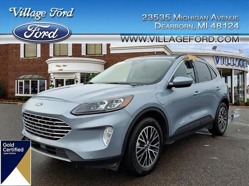 2022 Ford Escape Titanium