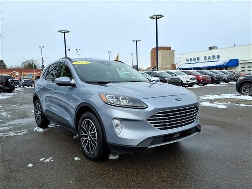 2022 Ford Escape Titanium