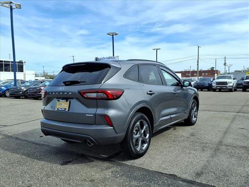 Carbonized Gray Metallic 2024 Ford Escape ST-Line