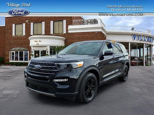 Agate Black Metallic 2023 Ford Explorer XLT