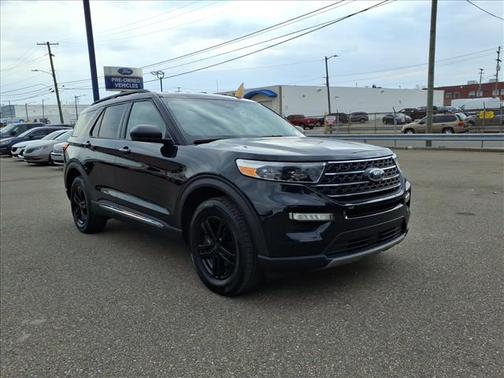 Agate Black Metallic 2023 Ford Explorer XLT