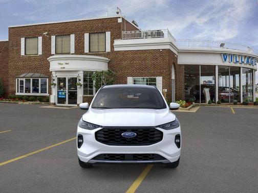 2025 Ford Escape ST-Line Elite