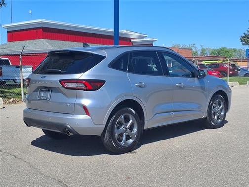 2024 Ford Escape ST-Line Select