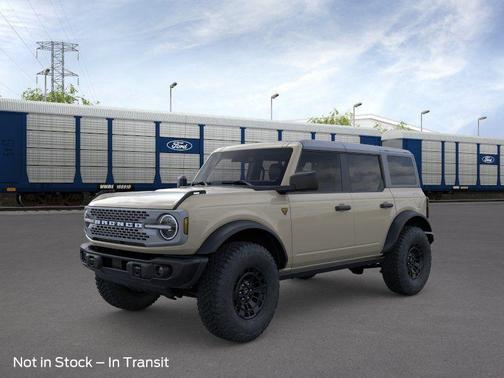Desert Sand 2026 Ford Bronco Badlands