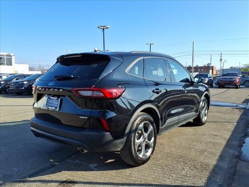 2025 Ford Escape ST-Line Select