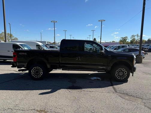 2026 Ford F-250 Platinum