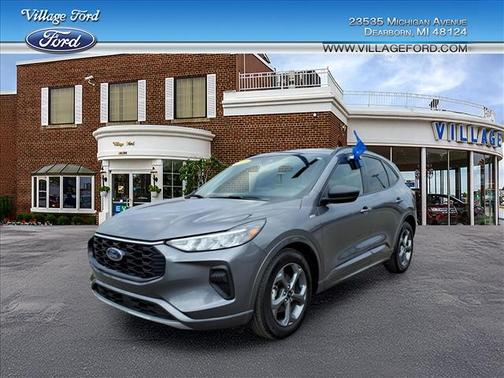 Carbonized Gray Metallic 2024 Ford Escape ST-Line