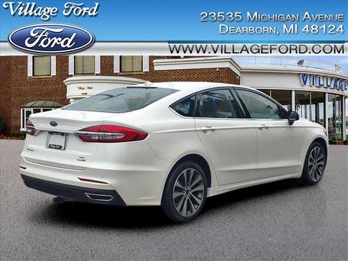 2020 Ford Fusion SE