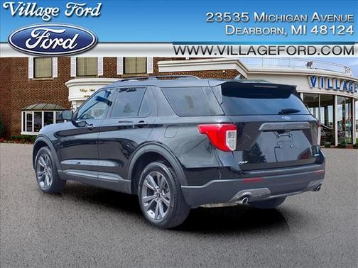 2023 Ford Explorer XLT