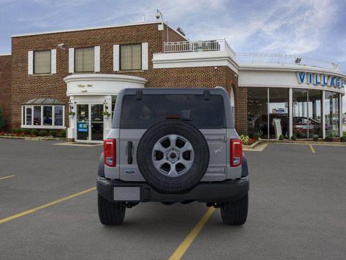 Avalanche Gray 2026 Ford Bronco Big Bend