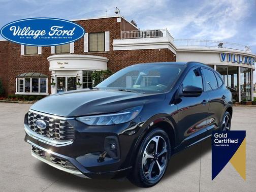 Agate Black Metallic 2023 Ford Escape ST-Line Select