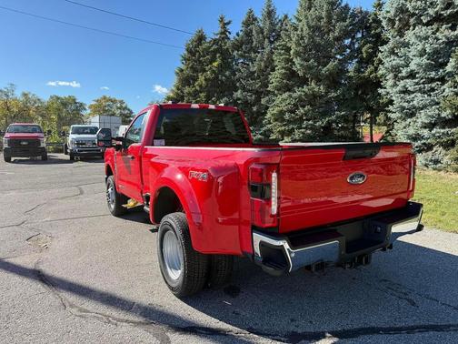 2026 Ford F-350 XLT