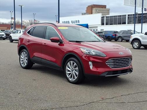 2022 Ford Escape Titanium