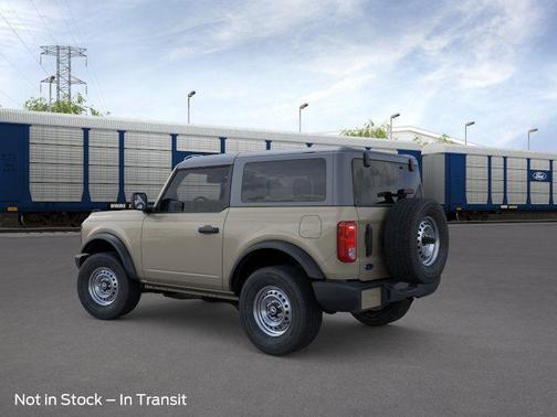 Desert Sand 2026 Ford Bronco Base