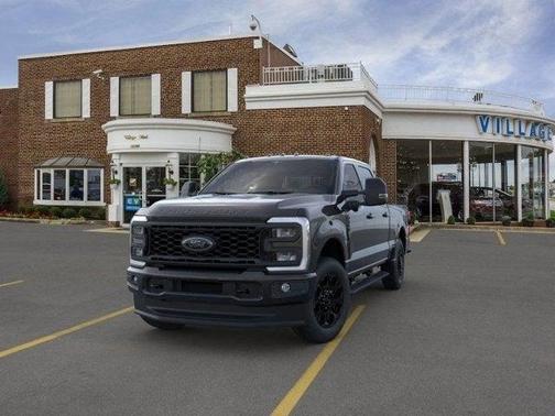 2025 Ford F-350 XLT