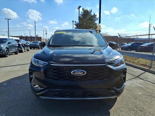 2023 Ford Escape ST-Line Elite
