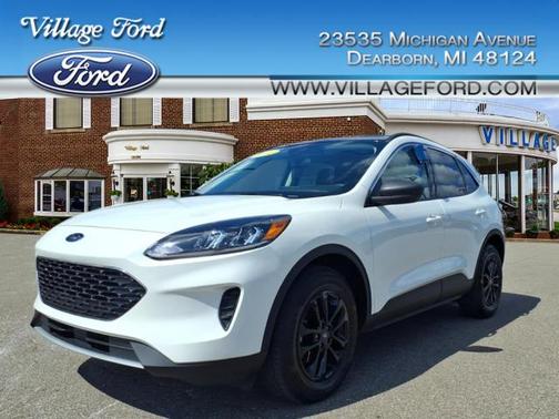 2022 Ford Escape SE